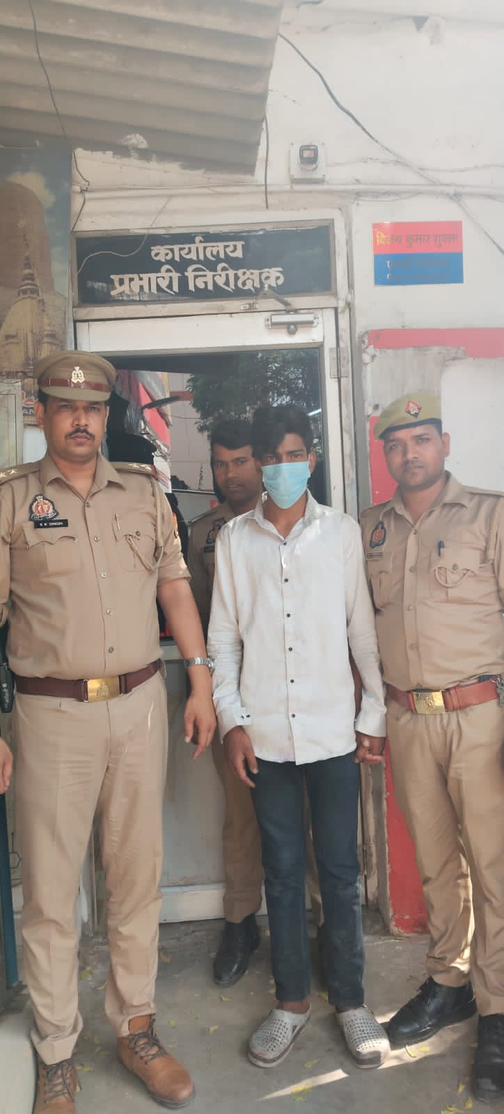 चेतगंज पुलिस ने किशोरी को बहला फुसलाकर भगाने वाले अभियुक्त को किया गिरफ्तार 