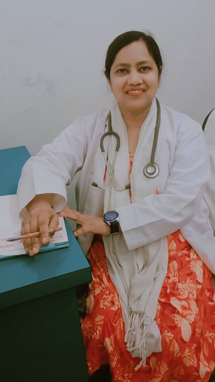 भीषण गर्मी में गर्भवती महिलाओं, धात्री माताओं एवं बच्चों को विशेष सावधानी बरतने की सलाह डॉक्टर हुस्ना परवीन 