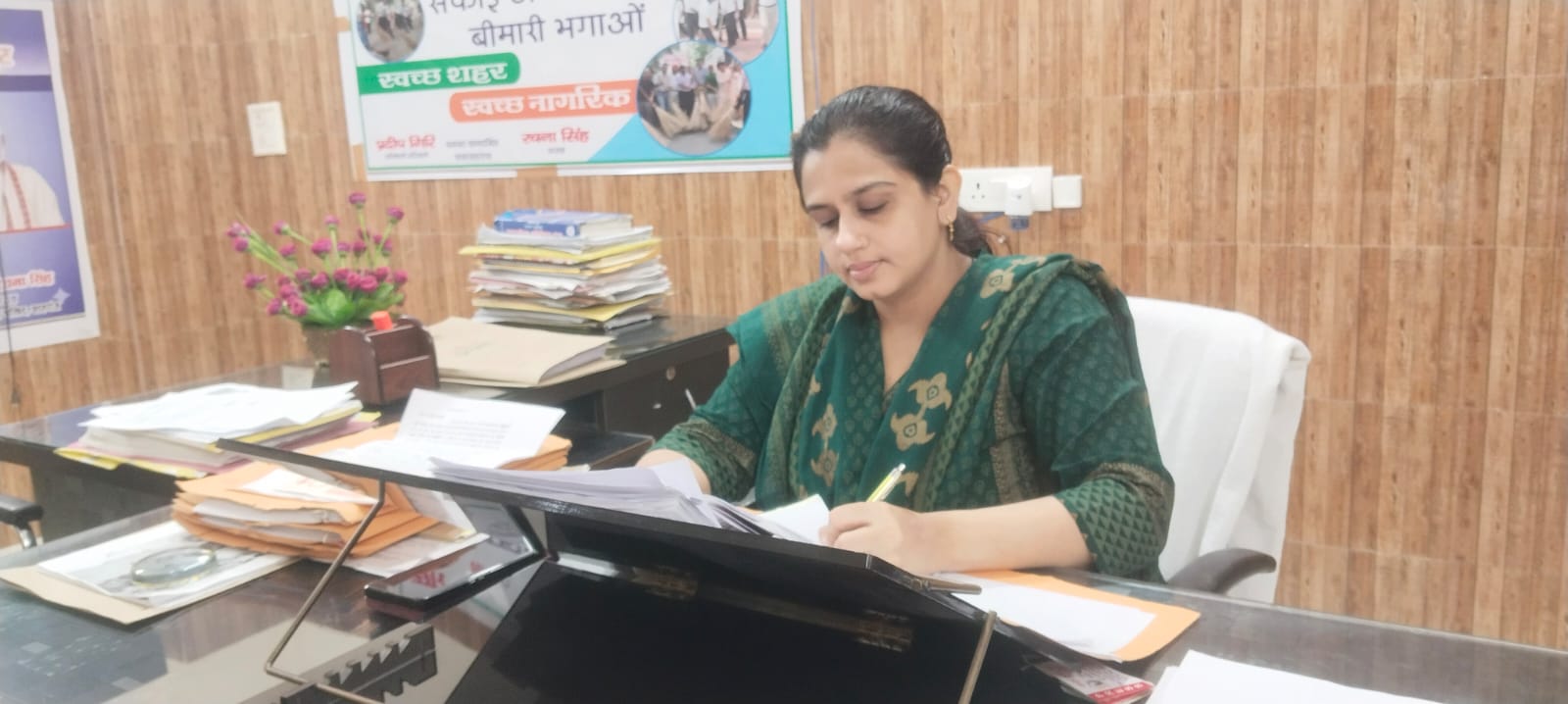 नगर पालिका की नव अधिशासी अधिकारी अंजनी मिश्रा ने की पहली पत्रकार वार्ता
