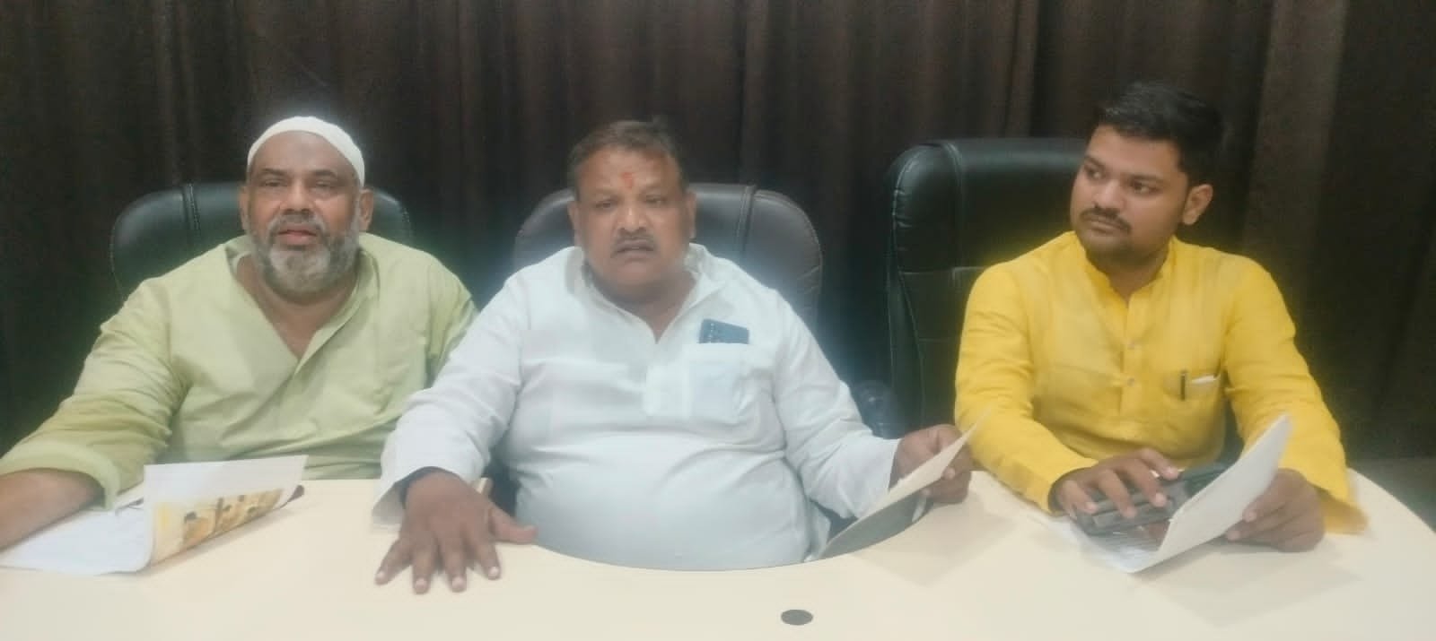 सीएम साहब राम मन्दिर के चढ़ावा चोरों को कब जेल में डालेंगे-लालू यादव
