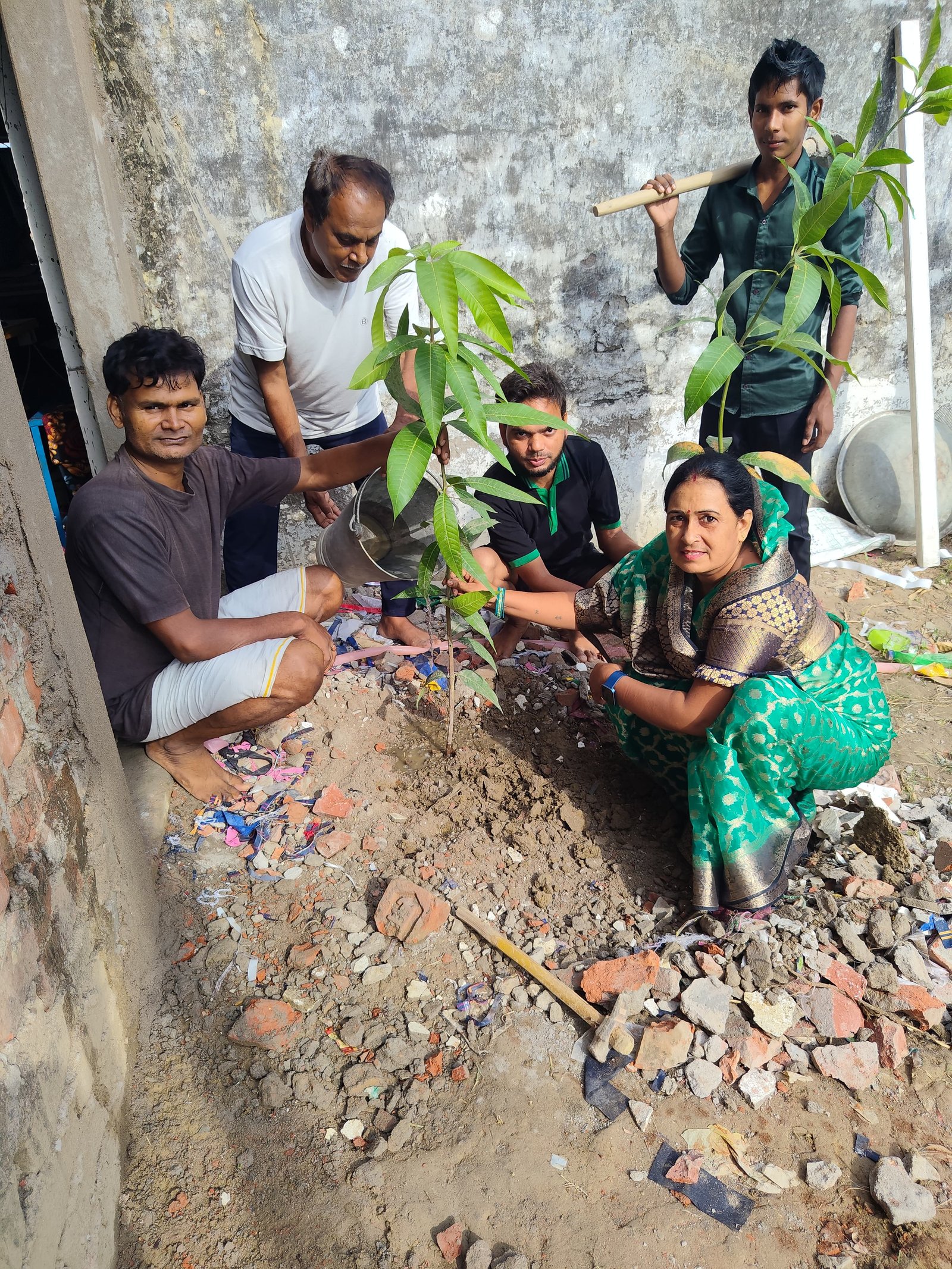 वृक्ष लगाए स्वास्थ्य बचाऐ, मां की तरह निस्वार्थ जीवनभर छाया देते हैं वृक्ष : आशा यादव