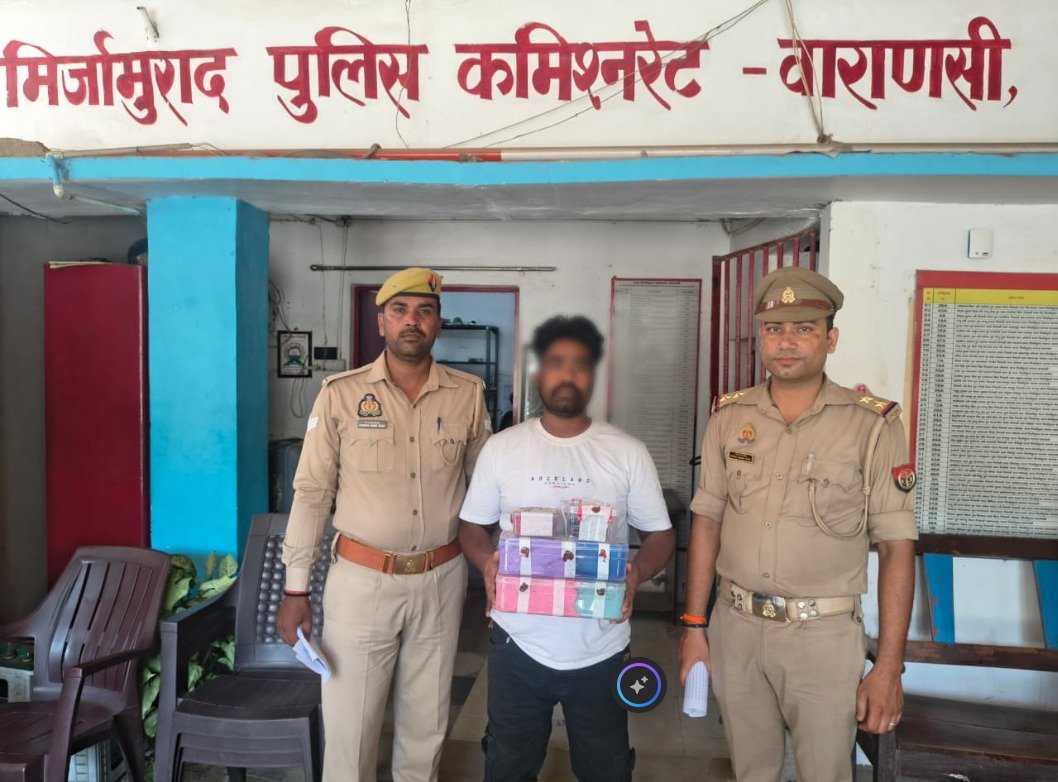  थाना मिर्जामुराद पुलिस द्वारा जानलेवा हमला एवं हत्या के प्रयास के अभियोग से संबंधित वांछित अभियुक्त गिरफ्तार, घटना में प्रयुक्त सामान बरामद।
