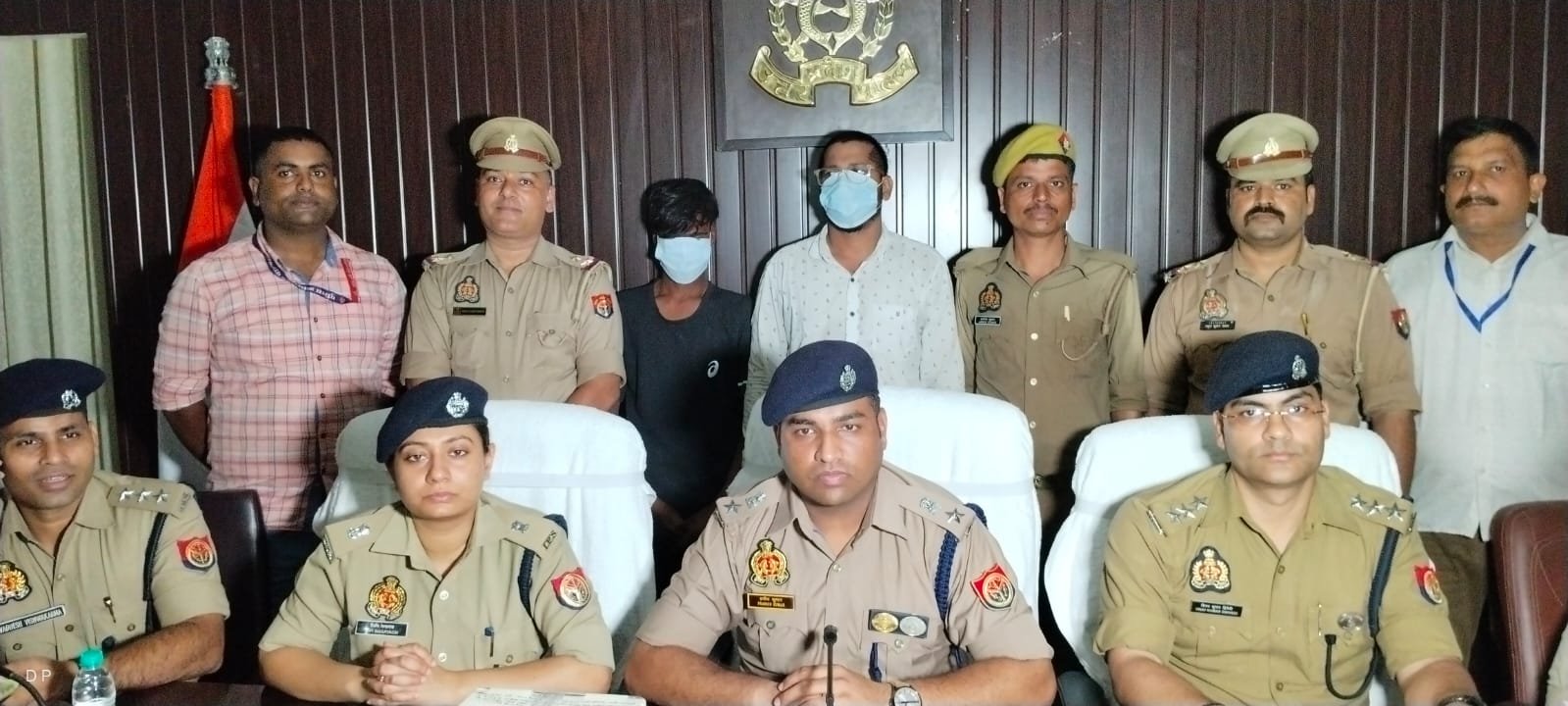 सारनाथ पुलिस की बड़ी कामयाबी,दो शातिर मोबाइल चोर गिरफ्तार