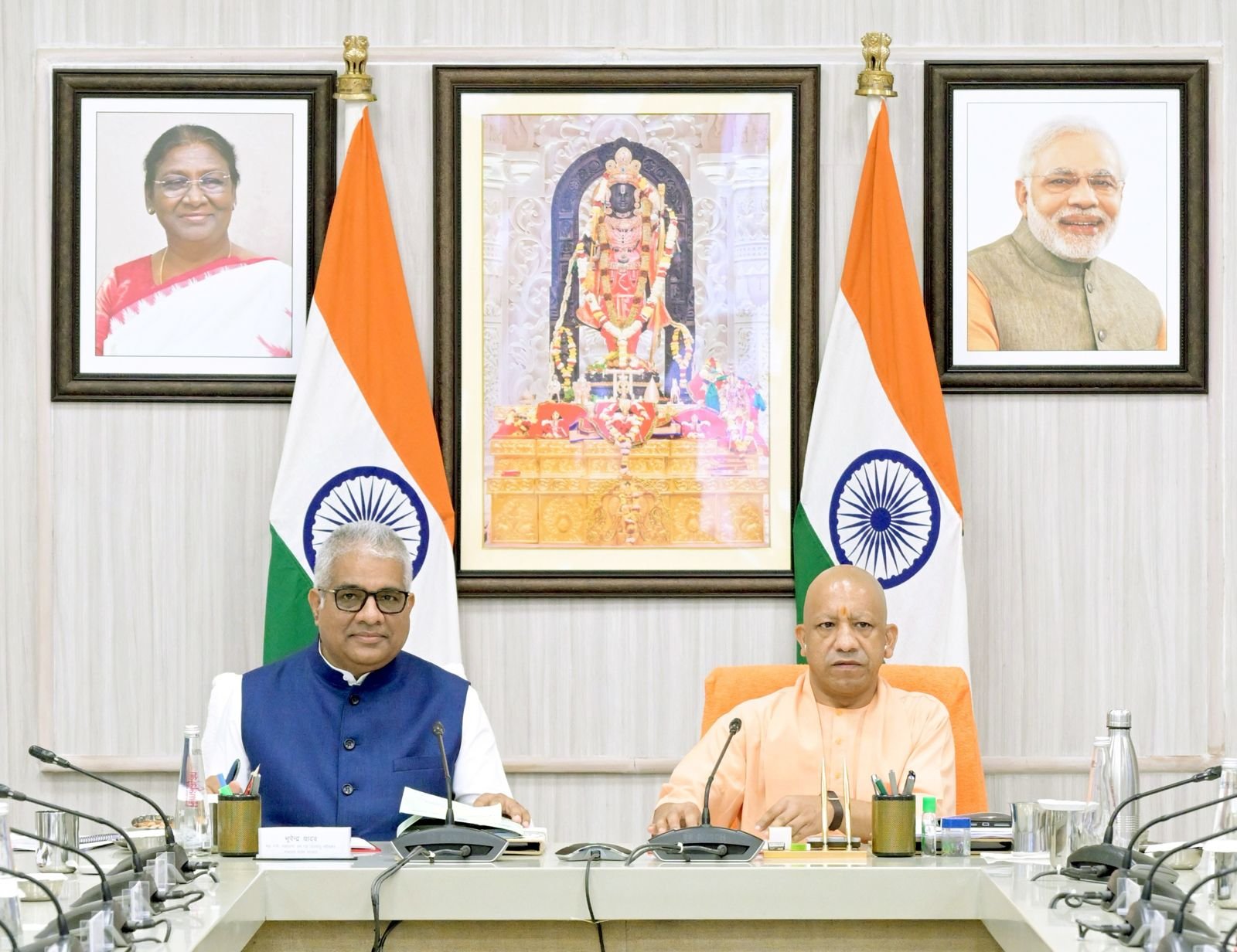 केन्द्रीय पर्यावरण, वन एवं जलवायु परिवर्तन मंत्री ने उत्तर प्रदेश के मुख्यमंत्री के साथ राज्य की वायु प्रदूषण कार्य योजना की समीक्षा की