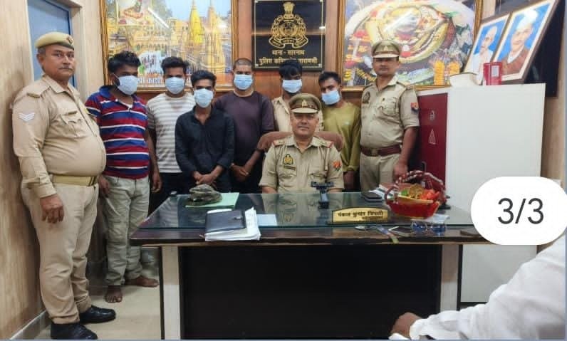 सारनाथ पुलिस ने जुआ खेलने वाले छ: अभियुक्तों को किया गिरफ्तार 